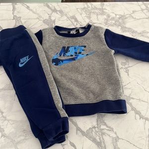 Nike Sweatsuit